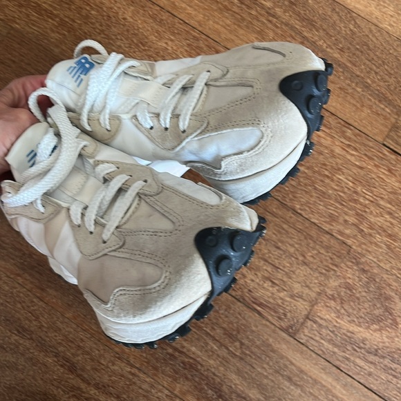 New Balance Cream and White Athletic Shoes - Picture 5 of 7